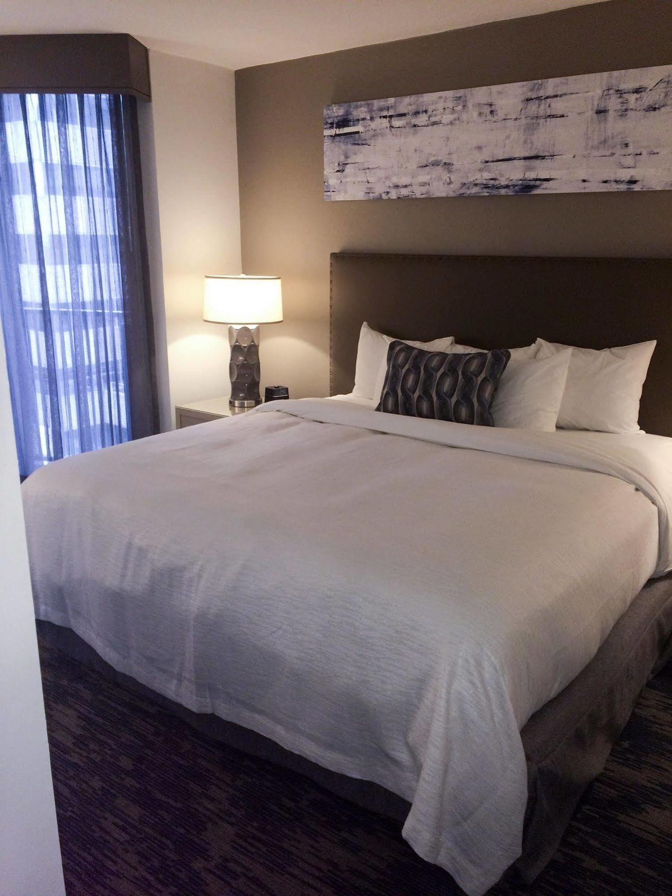 Embassy Suites Philadelphia - Center City Buitenkant foto